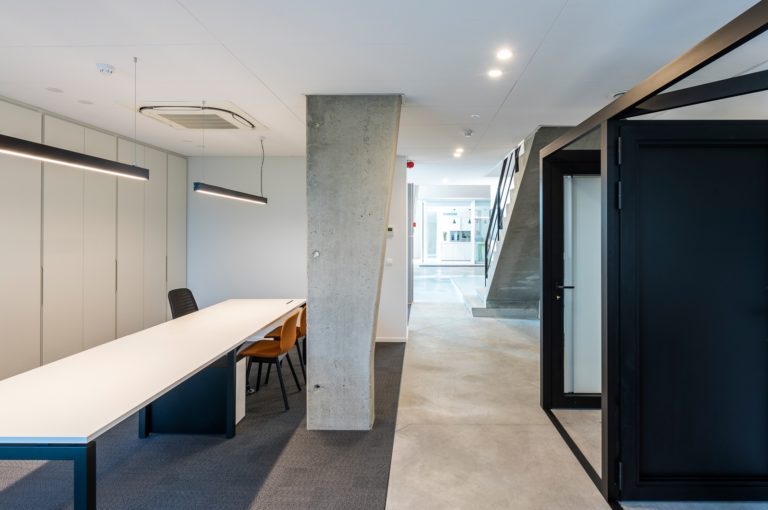 Kantoor renovatie Vitralux - interieurarchitecten SevenO